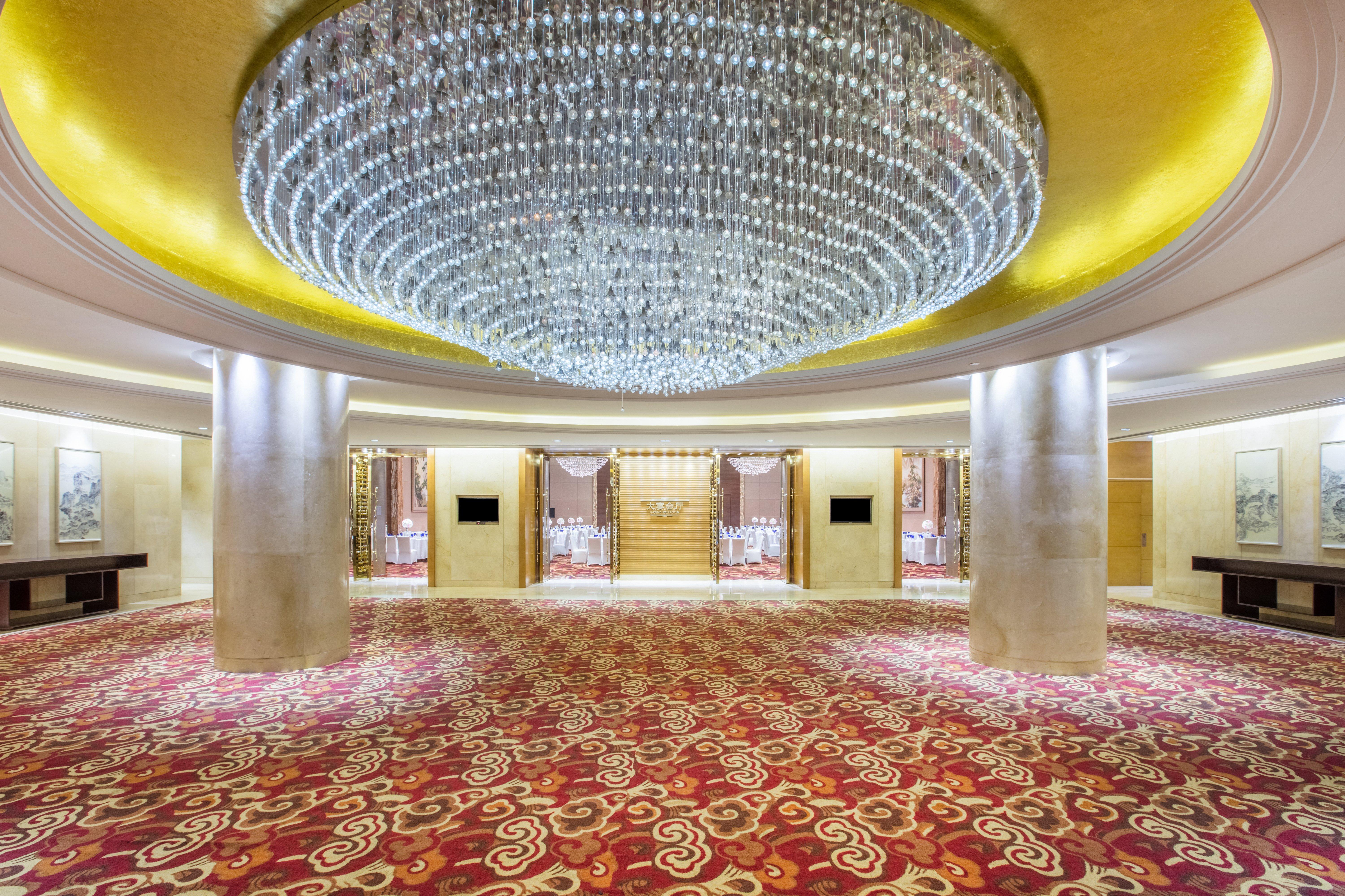 Crowne Plaza Huangshan Yucheng By Ihg Exterior photo