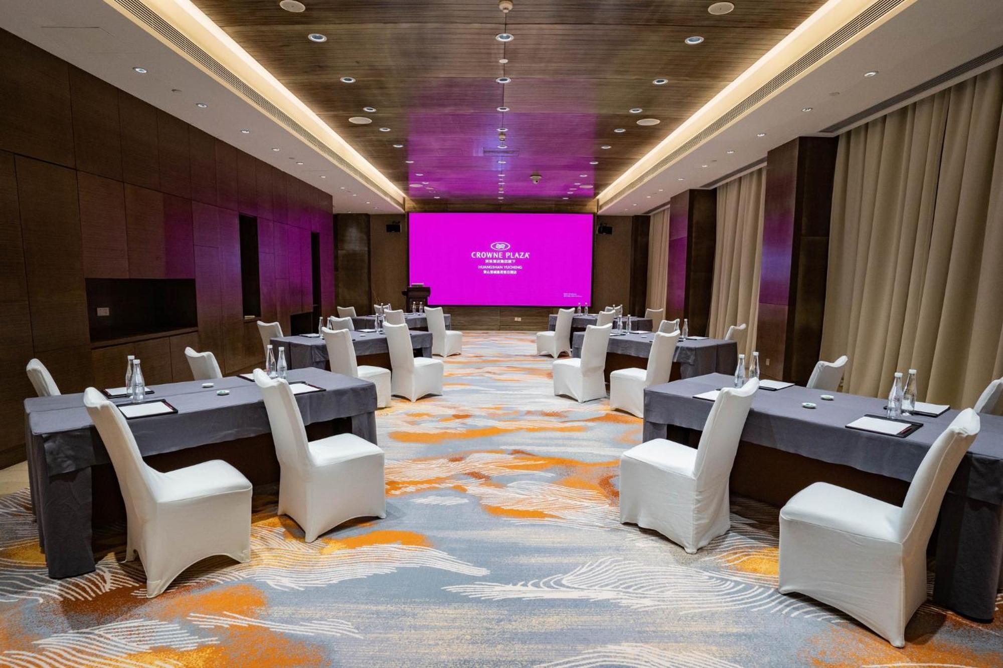 Crowne Plaza Huangshan Yucheng By Ihg Exterior photo