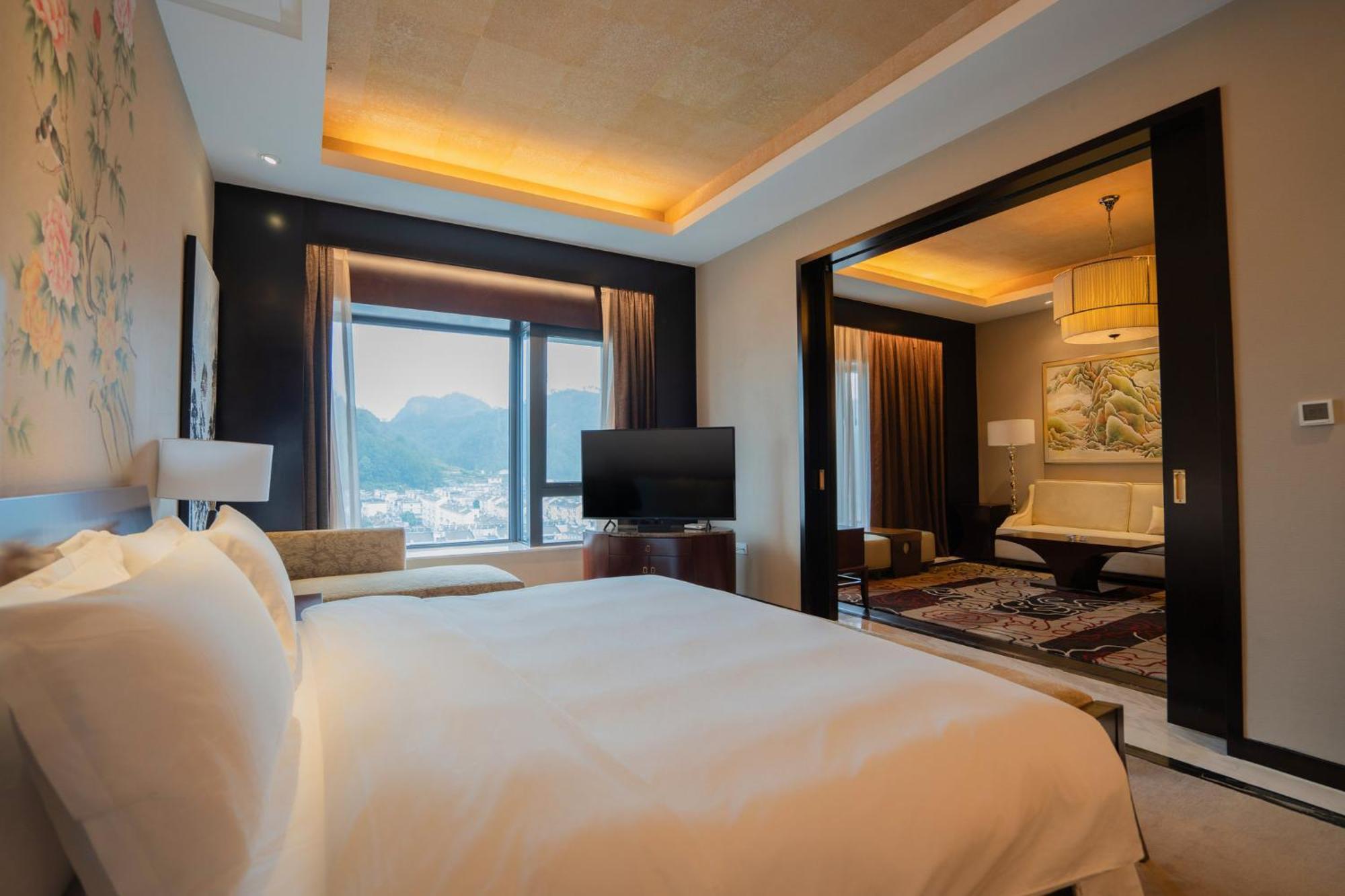 Crowne Plaza Huangshan Yucheng By Ihg Exterior photo